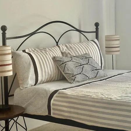 Seaside Urban Edge Suites- W/3br *